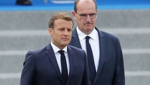 Pourquoi les opposants à Emmanuel Macron sont dans la merde