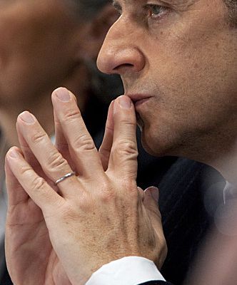 Sarkozy y croit "officiellement" encore.